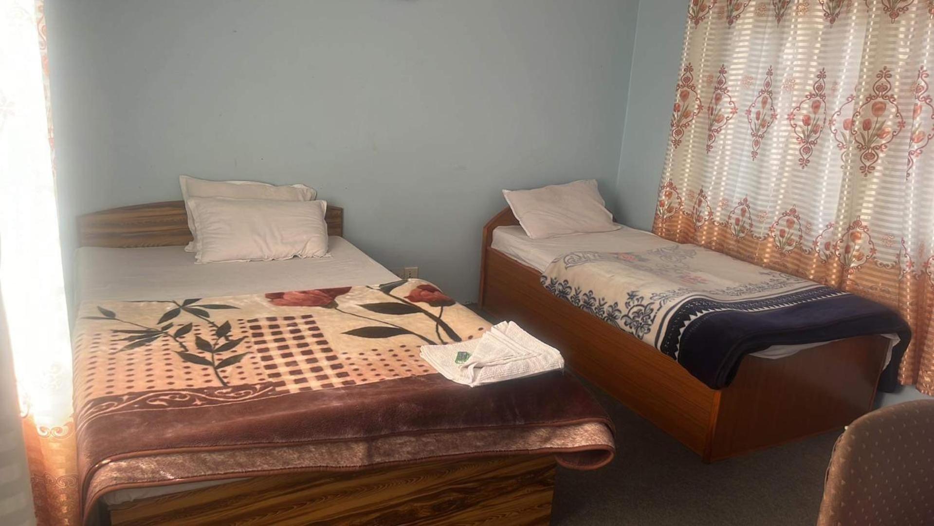Robins Nest Hotel & Restaurant Deorali Экстерьер фото